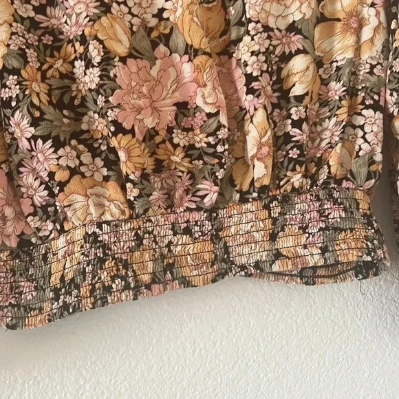 American Eagle top size M - Picture 11 of 13